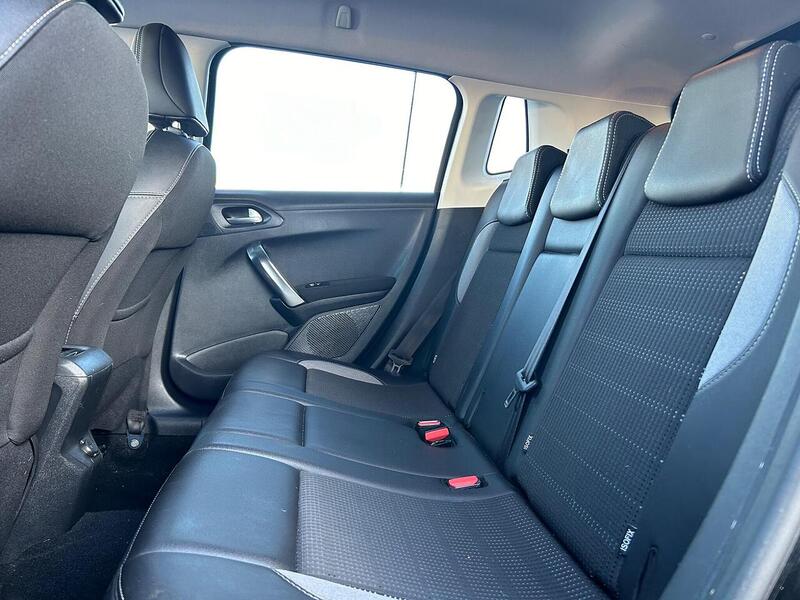 Used Peugeot 2008 2017 for sale - 76924018: Photo 24