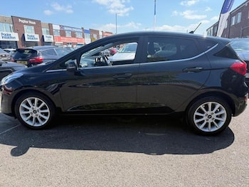 Used Ford Fiesta 2019 for sale - 79434290: Photo