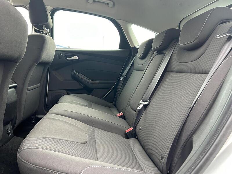 Used Ford Focus 2013 for sale - 76450335: Photo 28