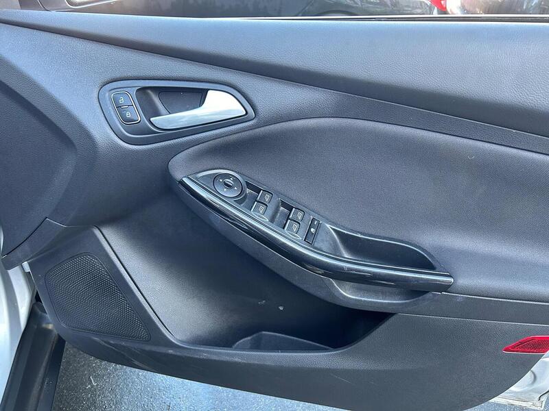 Used Ford Focus 2017 for sale - 77012285: Photo 26