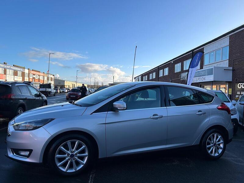 Used Ford Focus 2017 for sale - 77012285: Photo 35