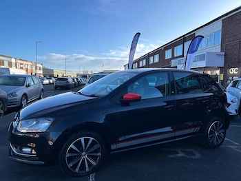 Used Volkswagen Polo 2017 for sale - 77342337: Photo