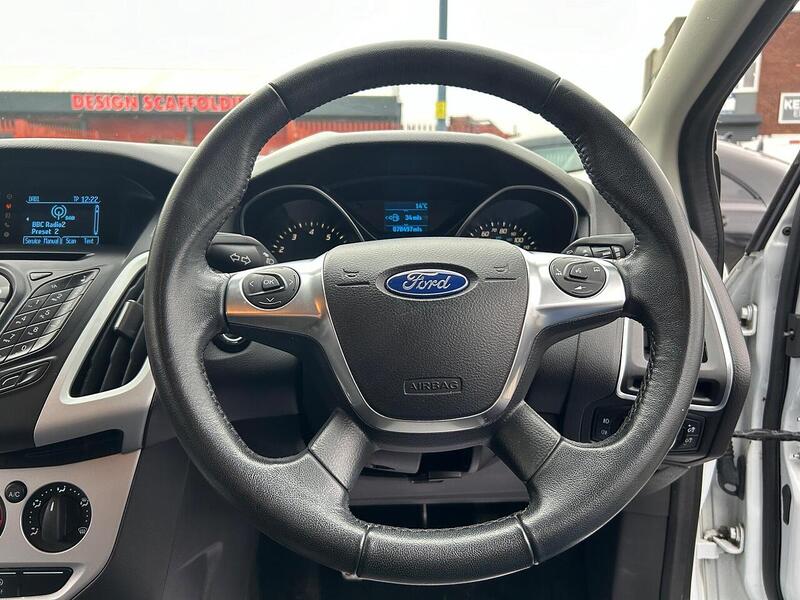 Used Ford Focus 2013 for sale - 76464449: Photo 16