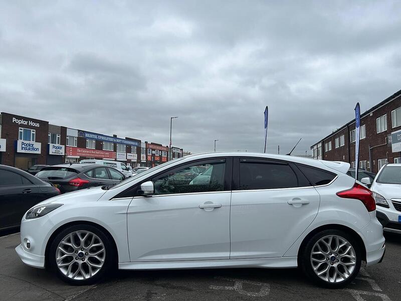 Used Ford Focus 2013 for sale - 76464449: Photo 5