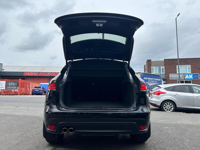 Used Jaguar F-Pace 2017 for sale - 78197527: Photo 10