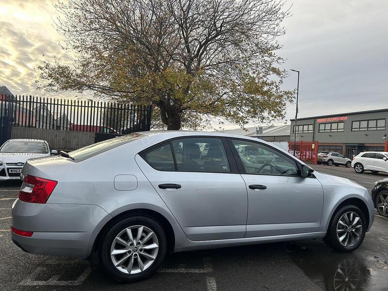 Used Skoda Octavia 2014 for sale - 76566308: Photo 12