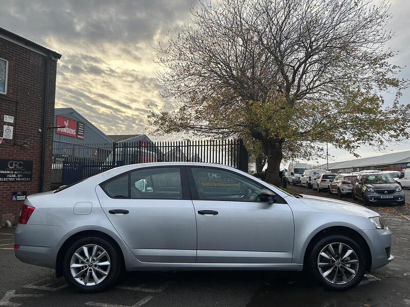 Used Skoda Octavia 2014 for sale - 76566308: Photo 13