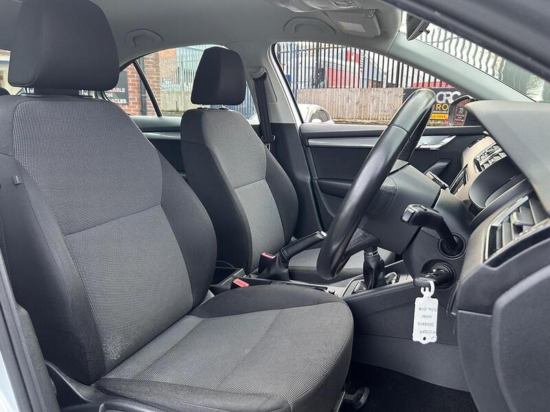 Used Skoda Octavia 2014 for sale - 76566308: Photo 20