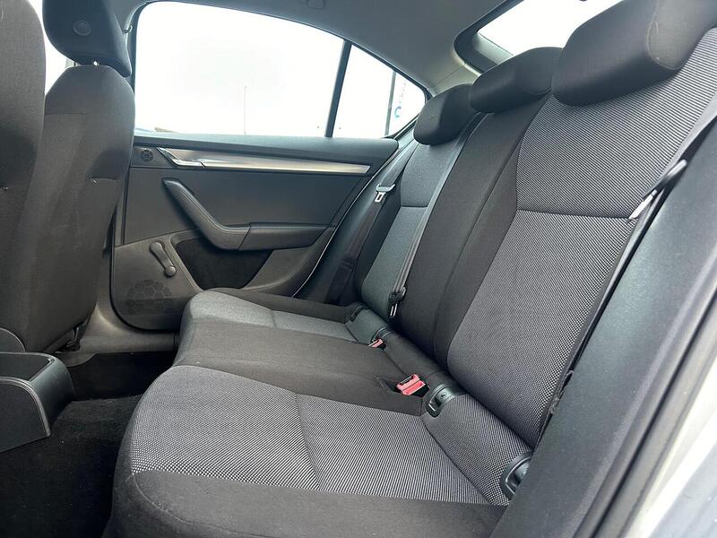 Used Skoda Octavia 2014 for sale - 76566308: Photo 25