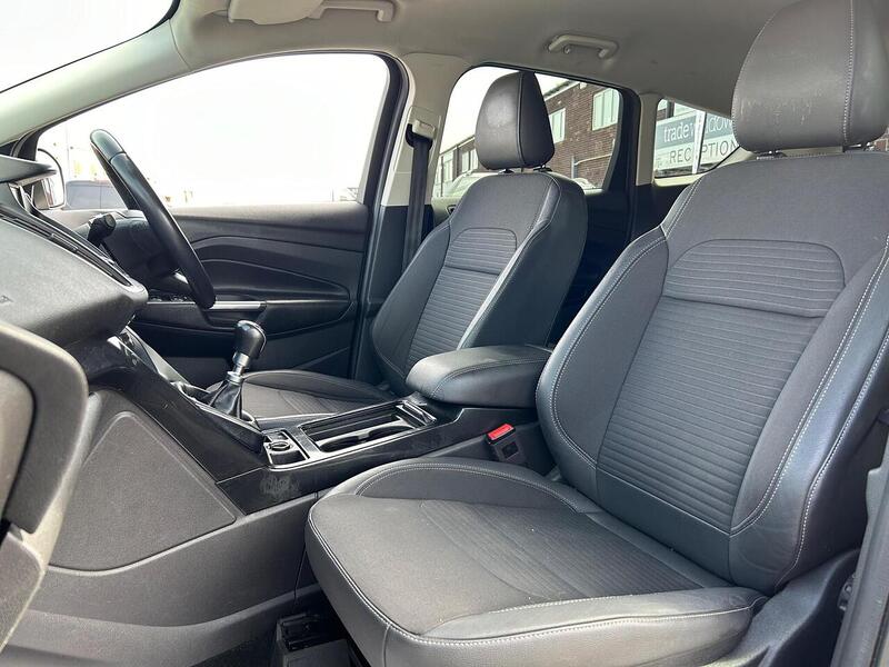 Used Ford Kuga 2018 for sale - 77984920: Photo 30