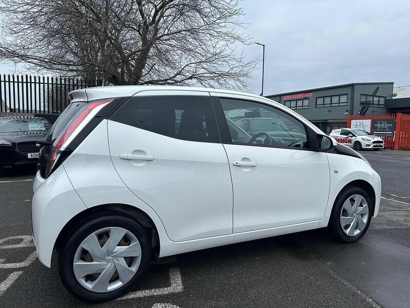 Used Toyota AYGO 2015 for sale - 77404575: Photo 12