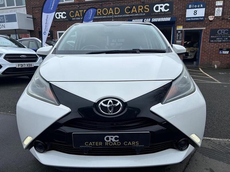 Used Toyota AYGO 2015 for sale - 77404575: Photo 2