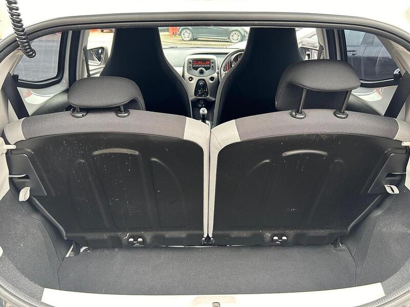 Used Toyota AYGO 2015 for sale - 77404575: Photo 28