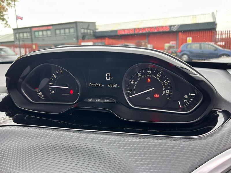 Used Peugeot 208 2018 for sale - 76464450: Photo 18