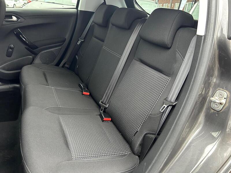 Used Peugeot 208 2018 for sale - 76464450: Photo 29