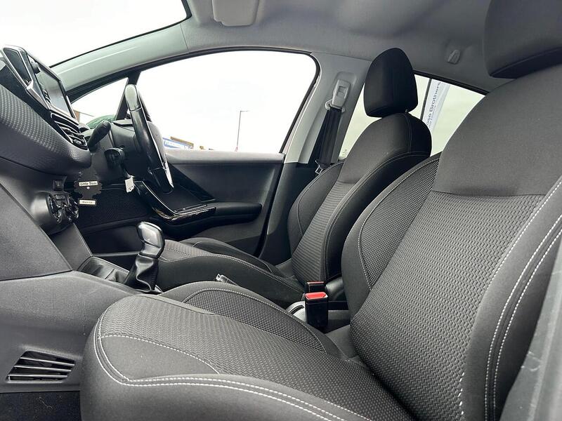 Used Peugeot 208 2018 for sale - 76464450: Photo 30