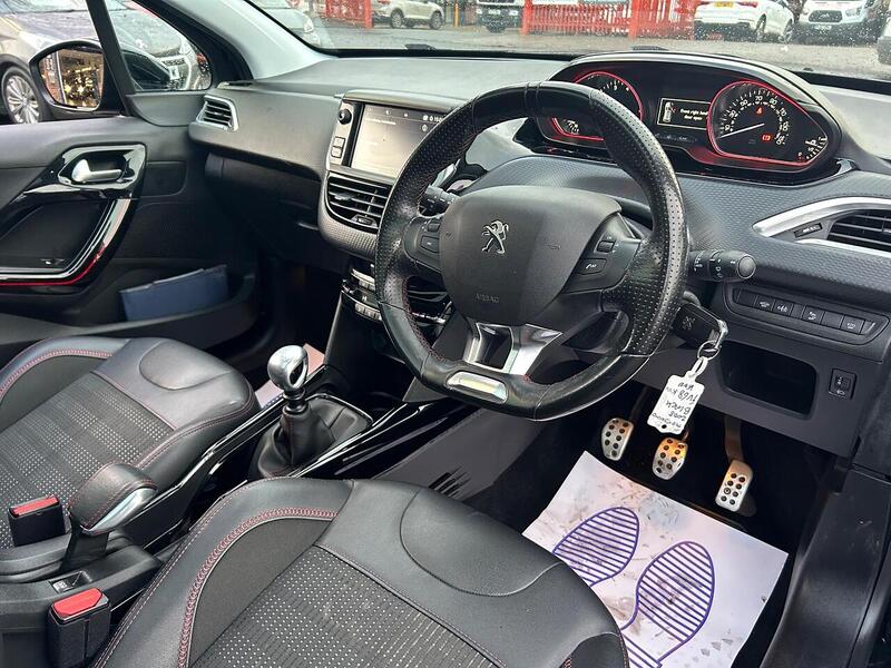 Used Peugeot 2008 2018 for sale - 76879352: Photo 14