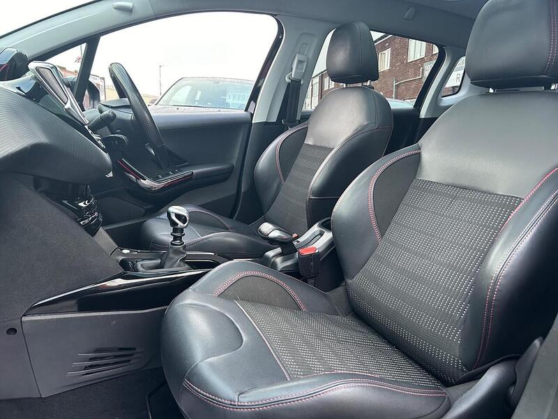 Used Peugeot 2008 2018 for sale - 76879352: Photo 32