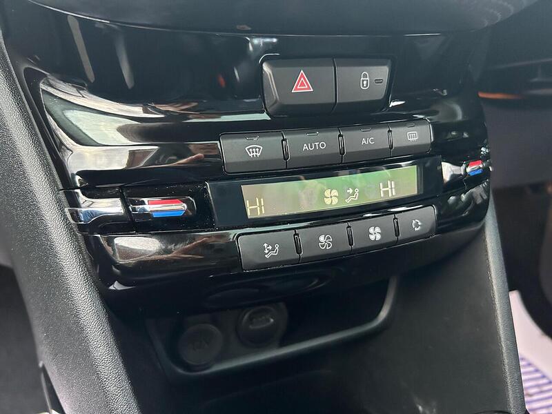 Used Peugeot 2008 2018 for sale - 76879352: Photo 39