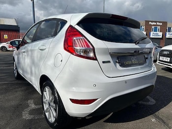 Used Ford Fiesta 2016 for sale - 78228280: Photo