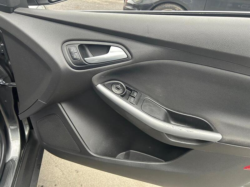 Used Ford Focus 2015 for sale - 77324435: Photo 23