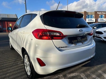Used Ford Fiesta 2017 for sale - 77836561: Photo
