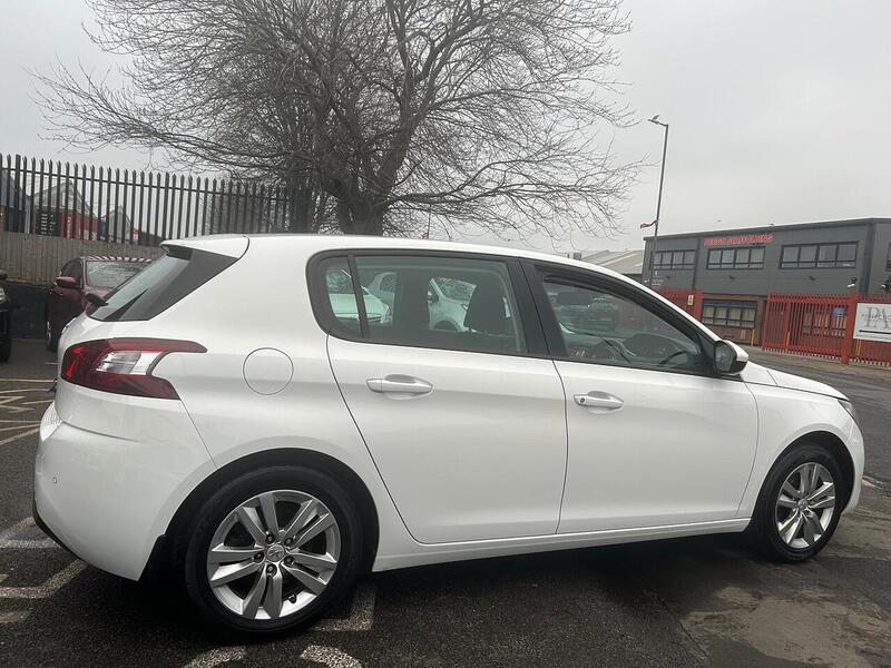 Used Peugeot 308 2014 for sale - 77034295: Photo 12