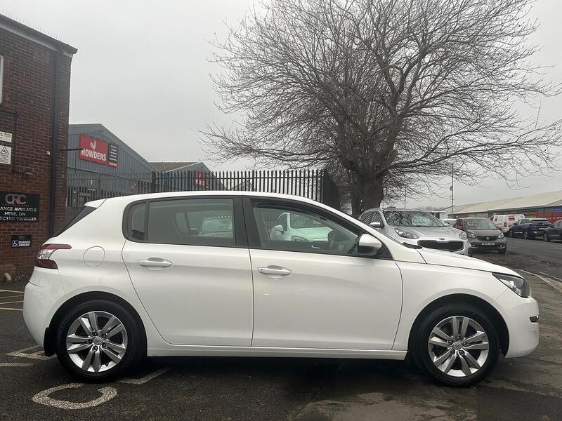 Used Peugeot 308 2014 for sale - 77034295: Photo 13