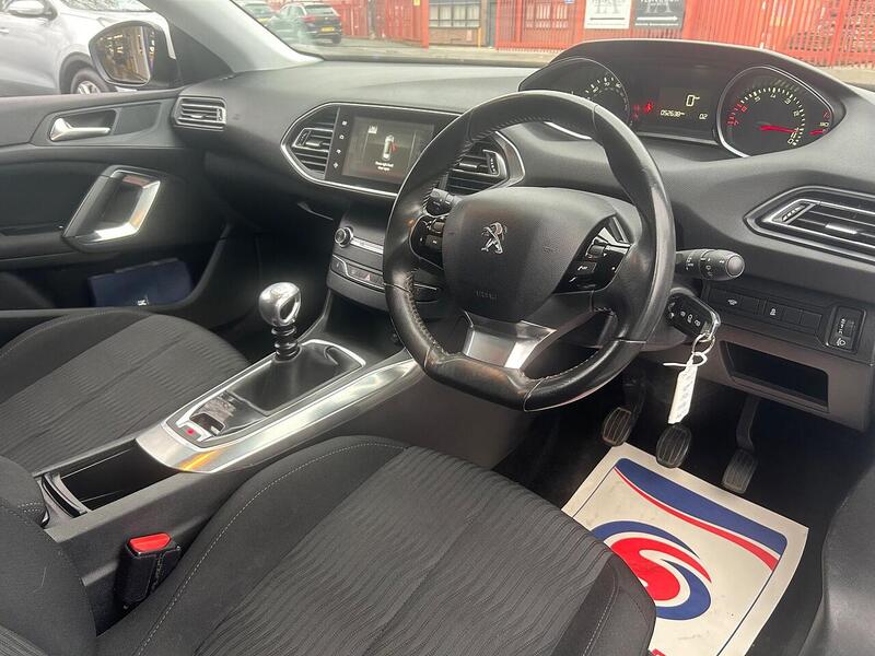 Used Peugeot 308 2014 for sale - 77034295: Photo 15