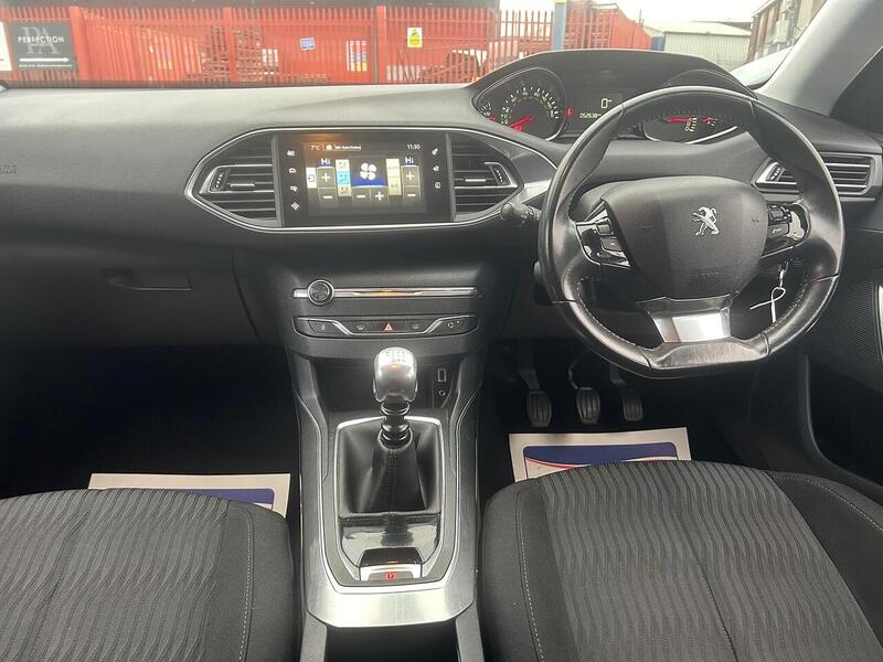 Used Peugeot 308 2014 for sale - 77034295: Photo 16