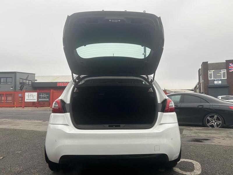 Used Peugeot 308 2014 for sale - 77034295: Photo 31