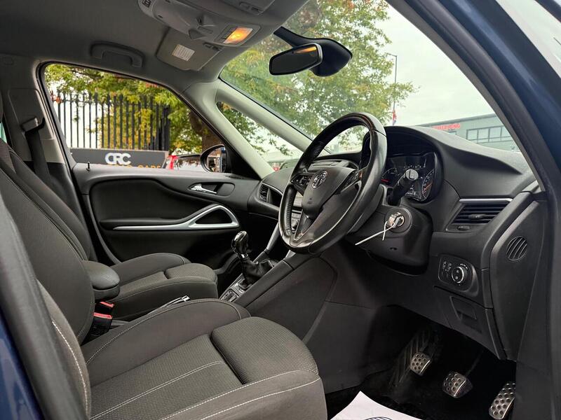 Used Vauxhall Zafira Tourer 2017 for sale - 76081365: Photo 17