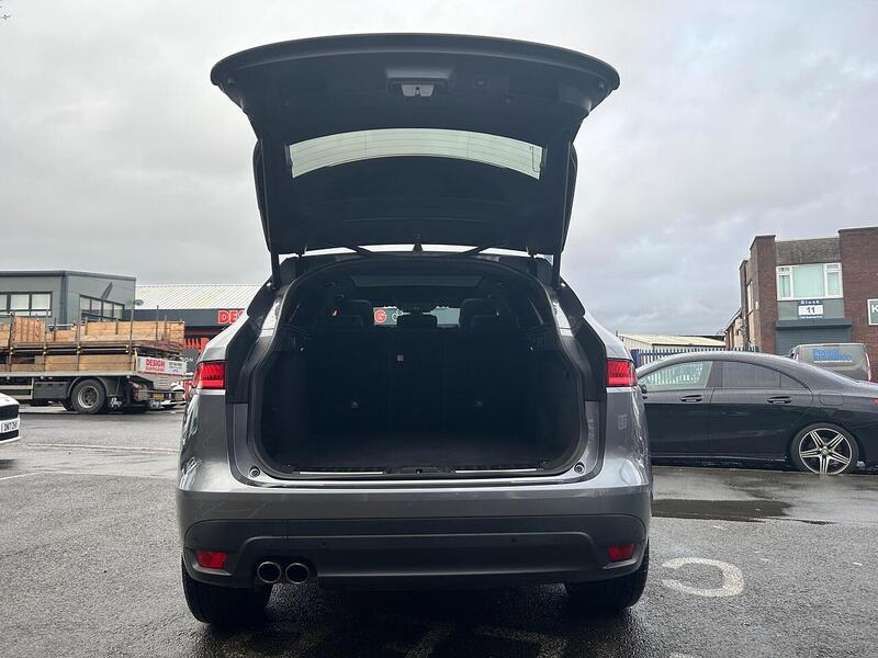 Used Jaguar F-Pace 2020 for sale - 77693903: Photo 27