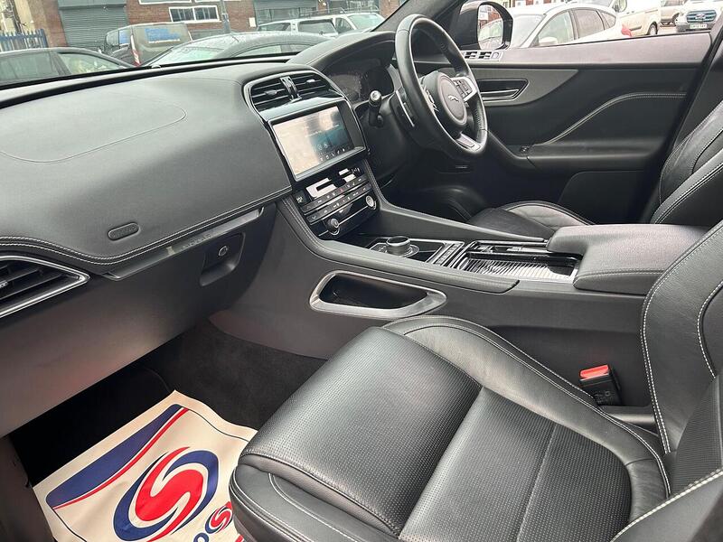Used Jaguar F-Pace 2020 for sale - 77693903: Photo 41