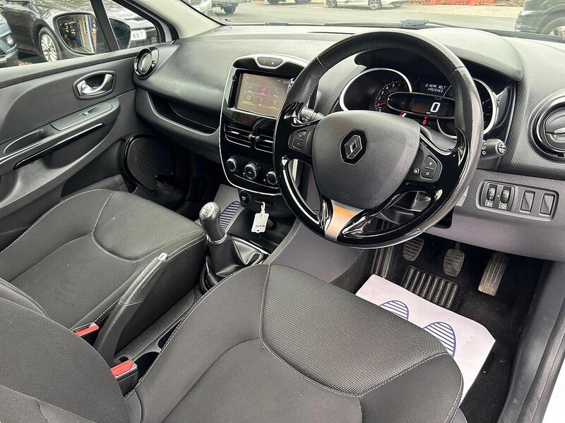 Used Renault Clio 2016 for sale - 76341109: Photo 12