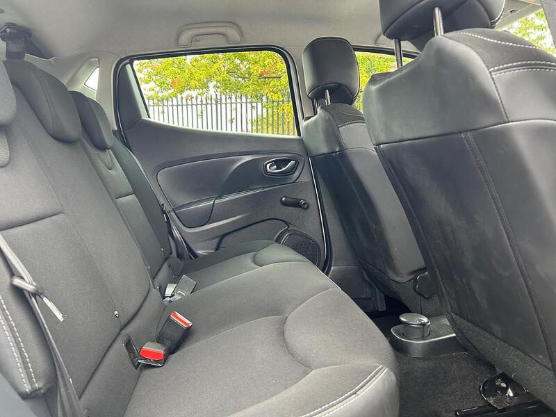 Used Renault Clio 2016 for sale - 76341109: Photo 17