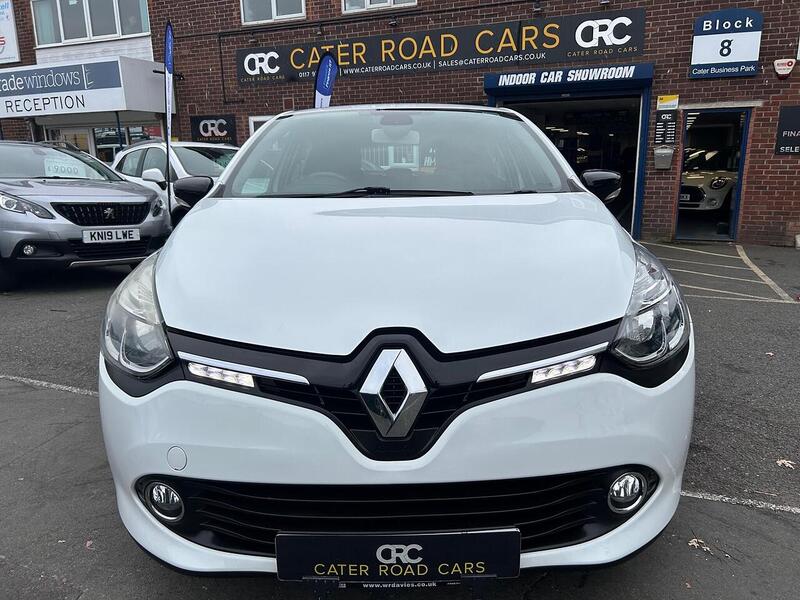 Used Renault Clio 2016 for sale - 76341109: Photo 2