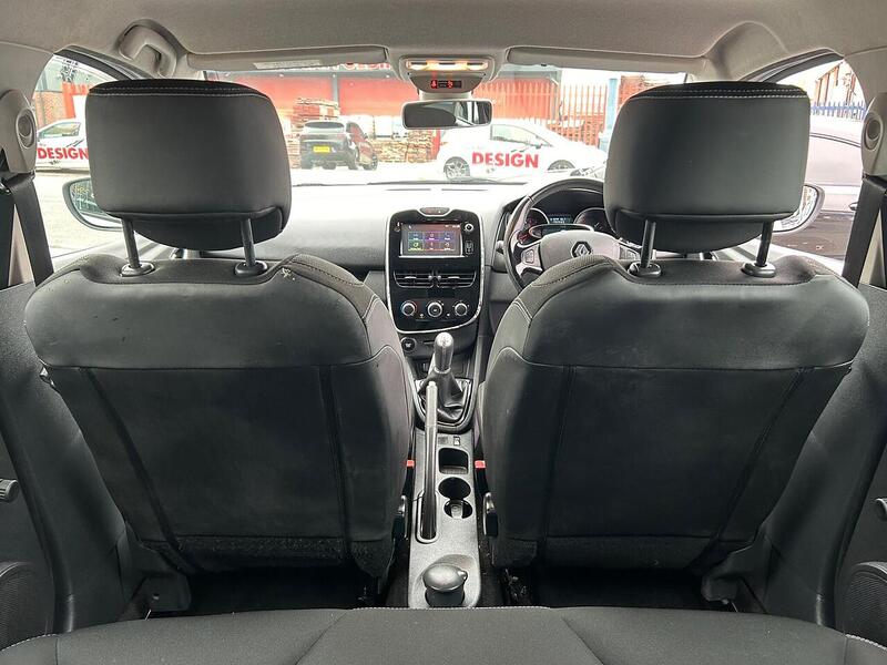 Used Renault Clio 2016 for sale - 76341109: Photo 24