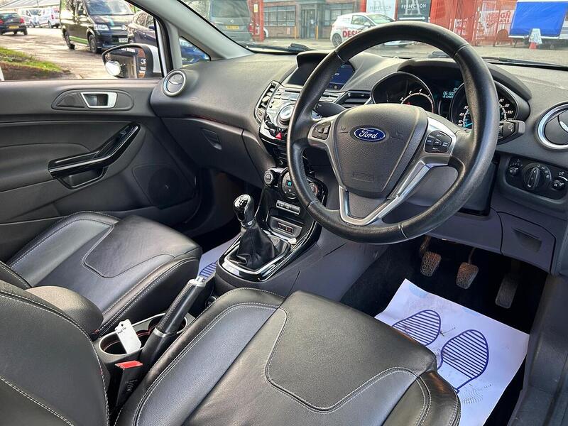 Used Ford Fiesta 2016 for sale - 77693904: Photo 14