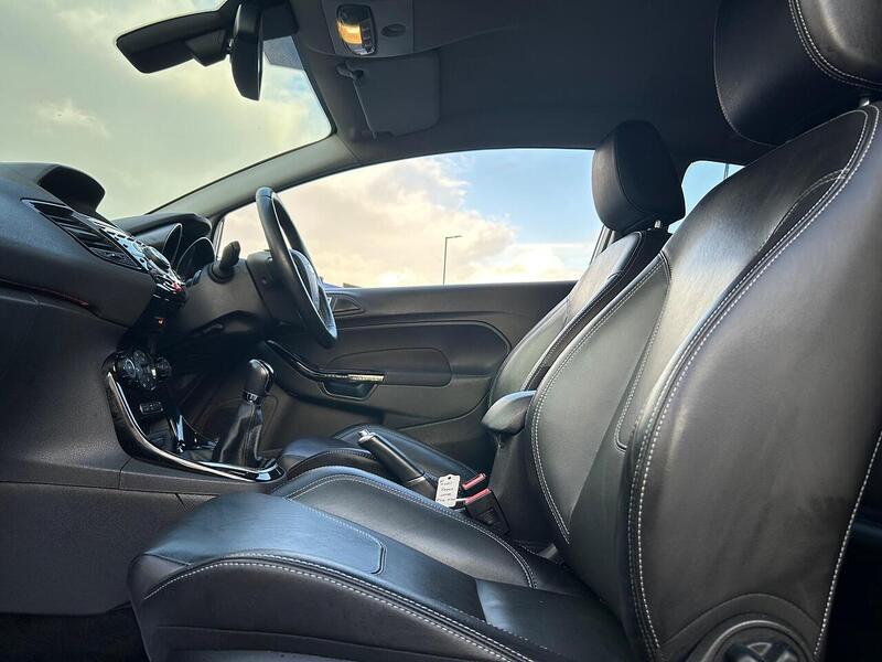 Used Ford Fiesta 2016 for sale - 77693904: Photo 28