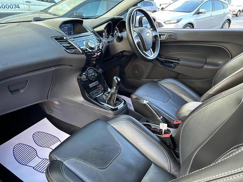 Used Ford Fiesta 2016 for sale - 77693904: Photo 32