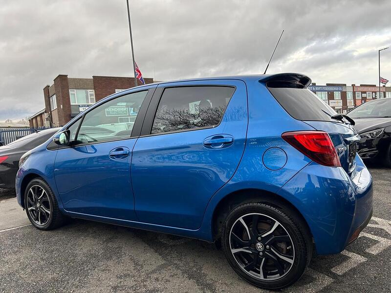 Used Toyota Yaris 2016 for sale - 76605249: Photo 10