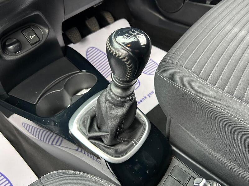 Used Toyota Yaris 2016 for sale - 76605249: Photo 17