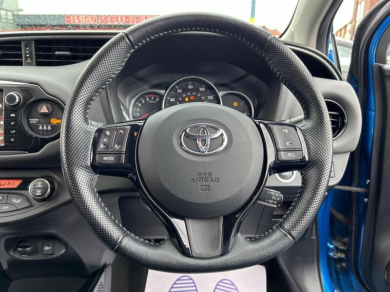 Used Toyota Yaris 2016 for sale - 76605249: Photo 32