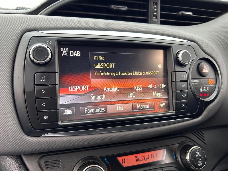 Used Toyota Yaris 2016 for sale - 76605249: Photo 38