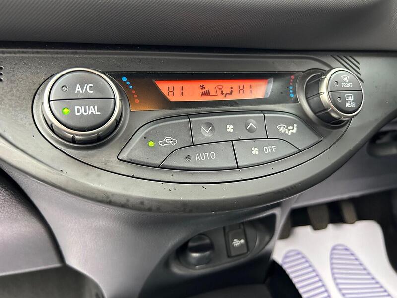 Used Toyota Yaris 2016 for sale - 76605249: Photo 39