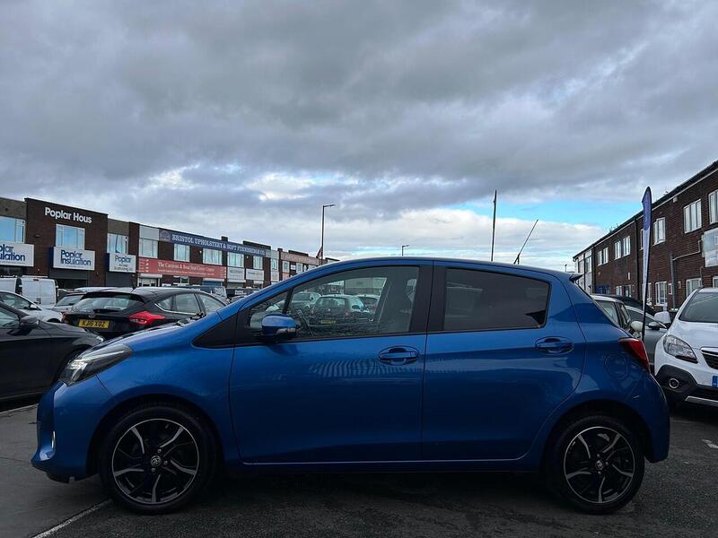 Used Toyota Yaris 2016 for sale - 76605249: Photo 9