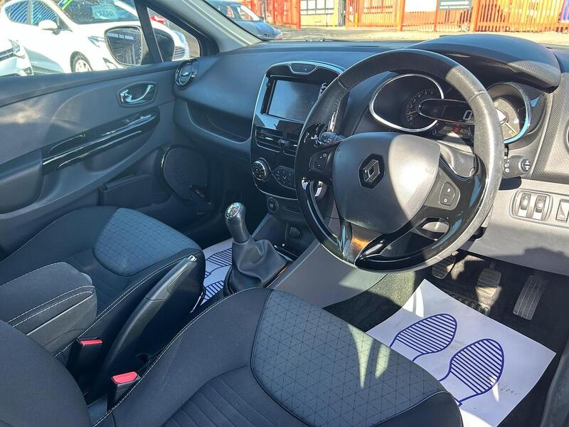 Used Renault Clio for sale - 77889177: Photo 13