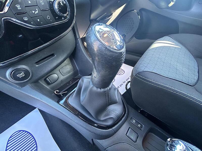 Used Renault Clio for sale - 77889177: Photo 37