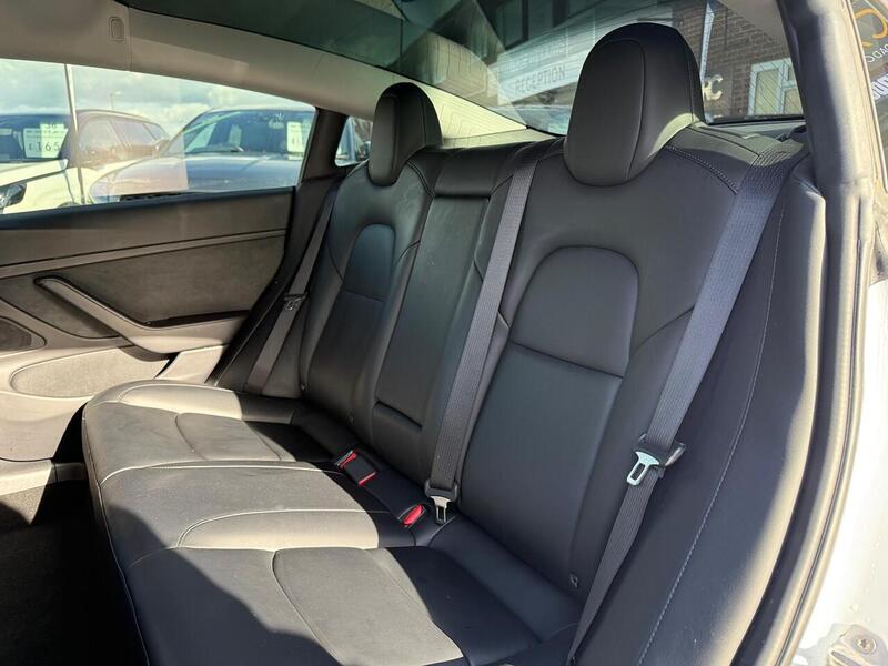 Used Tesla Model 3 2020 for sale - 78031128: Photo 31